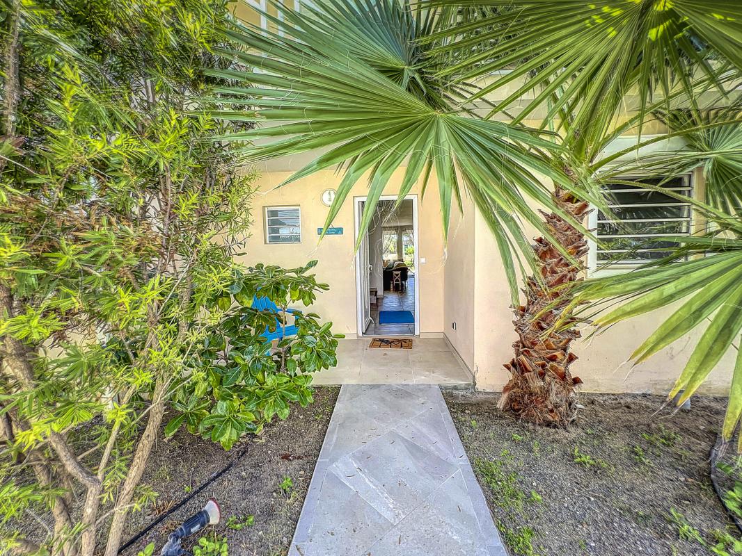 A louer villa 8 personnes Orient Bay Saint Martin-entrée-27